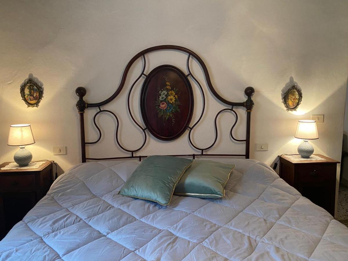 Casa Vacanze Beppina กอร์โตนา ภายนอก รูปภาพ