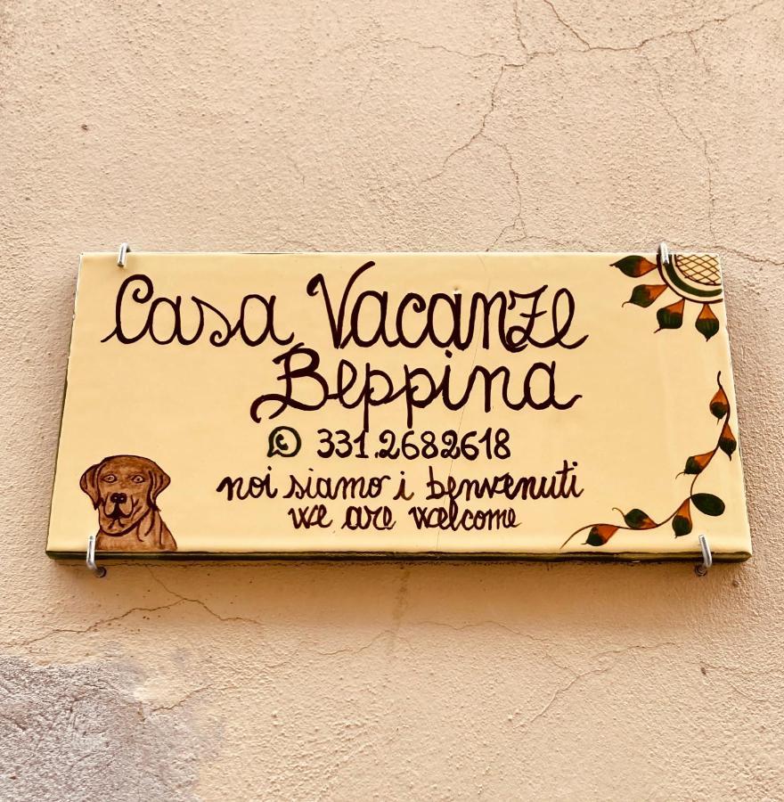 Casa Vacanze Beppina กอร์โตนา ภายนอก รูปภาพ